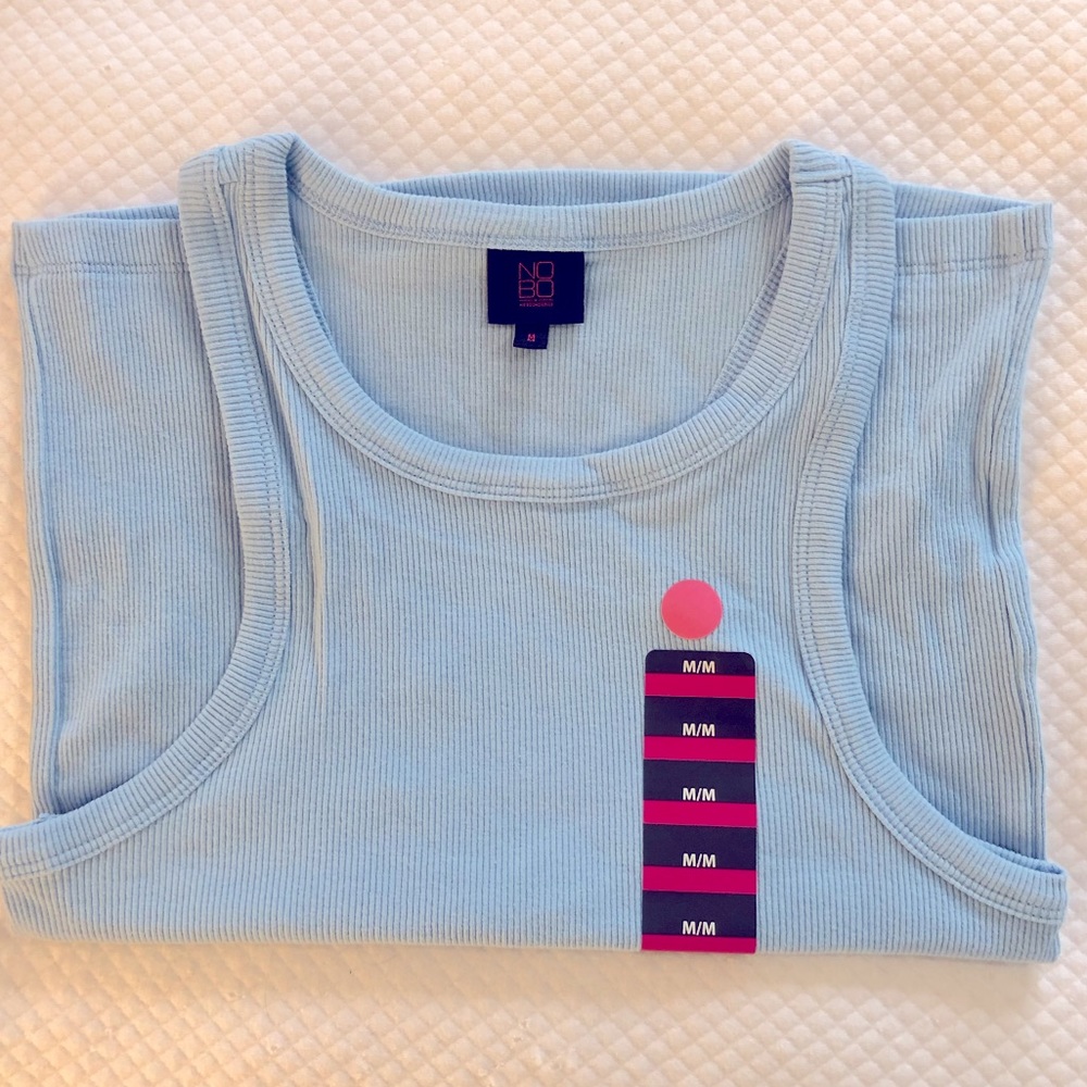 Fitted Rib-Knit Tank Top - Medium 🩵 - Picture 2 of 2